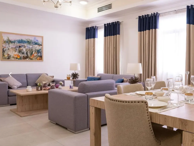 Spacious Apartments 2 BHK Fully Furnished